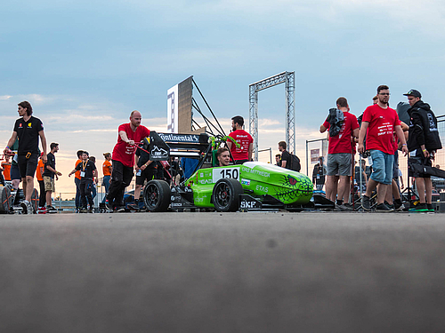 Bei der Formula Student East in Ungarn erlebte Technikum Mittweida Motorsport einen kleinen Dämpfer. Bei der Formula Student East in Ungarn erlebte Technikum Mittweida Motorsport einen kleinen Dämpfer.