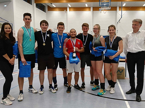 Die Sieger des Volleyballturniers: Die Vertreter der Fakultät Medien. Die Sieger des Volleyballturniers: Die Vertreter der Fakultät Medien.