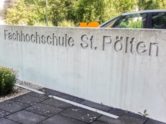 An der Fachhochschule St. Pölten starteten 1996 die ersten Studienangebote.