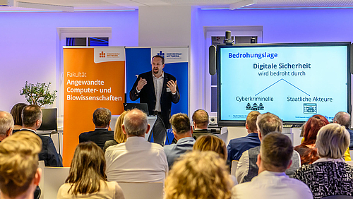 Ronny Bodach, Professor für IT Sicherheit/Digitale Forensik an der Hochschule Mittweida, ist Impulsgeber beim Dialogforum für Cybersicherheit.